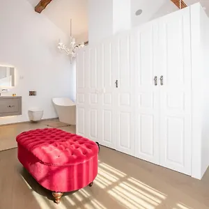 living4malaga-aduana-imperial.hotelsinnerja.org/